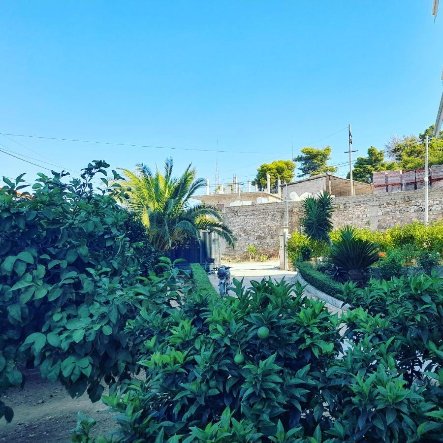 Vila Marjana Sarandë 외부 사진