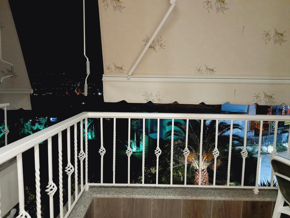 Vila Marjana Sarandë 외부 사진
